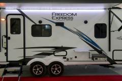 TRAVEL TRAILER REVIEW: Coachmen Freedom Express 192RBS - Right Side
