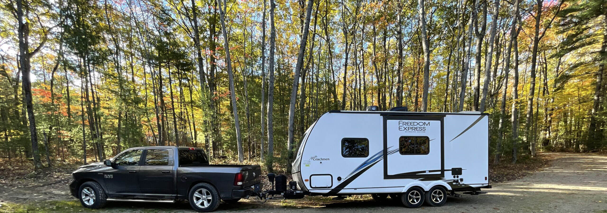 RAM 1500 Pulling a Coachmen Freedom Express 192RBS